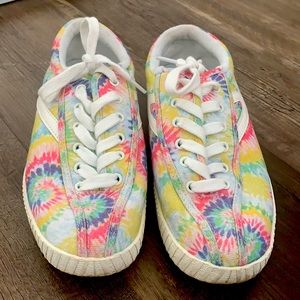 Tie dye Tretorn sneakers